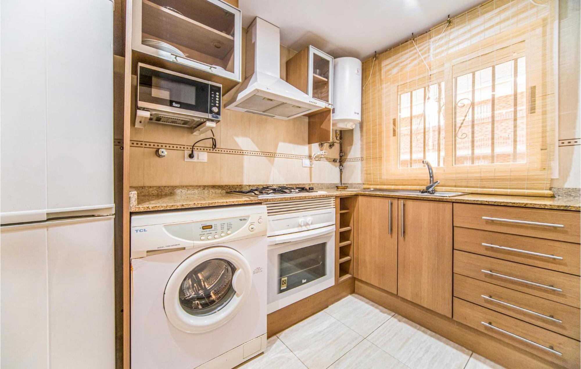 2 Bedroom Lovely Apartment In Oropesa Del Mar Ngoại thất bức ảnh